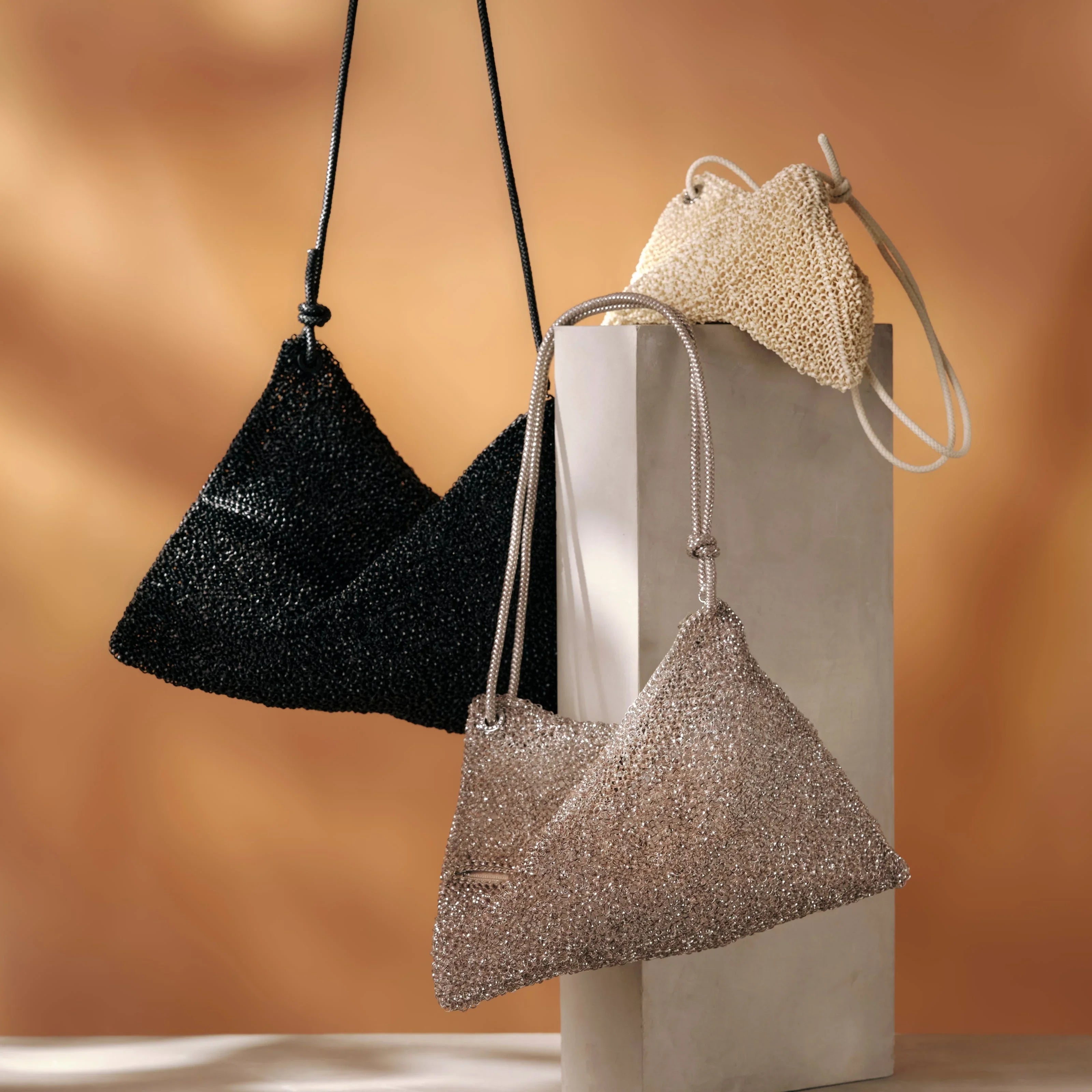 FLUIDO WIREBAG | Shoulder Wirebag | Luxury Bag for Women