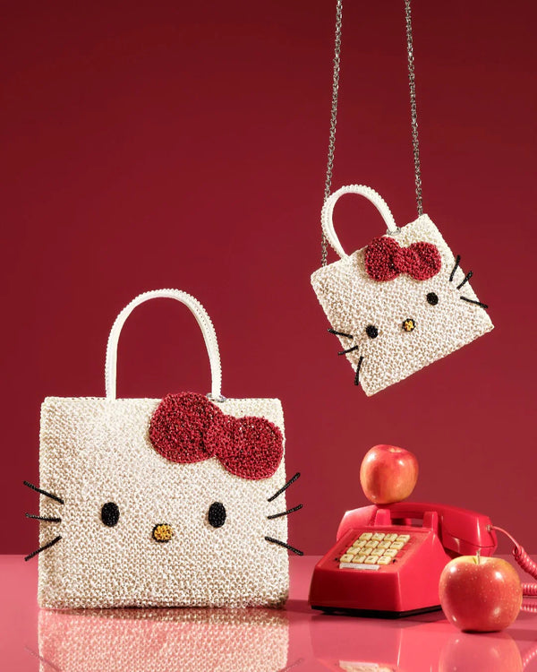 ANTEPRIMA_WIREBAG_SANRIO_HELLO_KITTY_PB22F090EB_STANDARD_Tote_solid-white_PB22F090EZ_STANDARD_MINIATURA_Crossbody_solid-white_2
